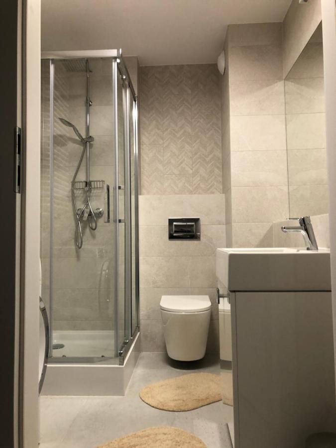 Komfort Z Balkonem W Centrum Wrocław Eksteriør billede