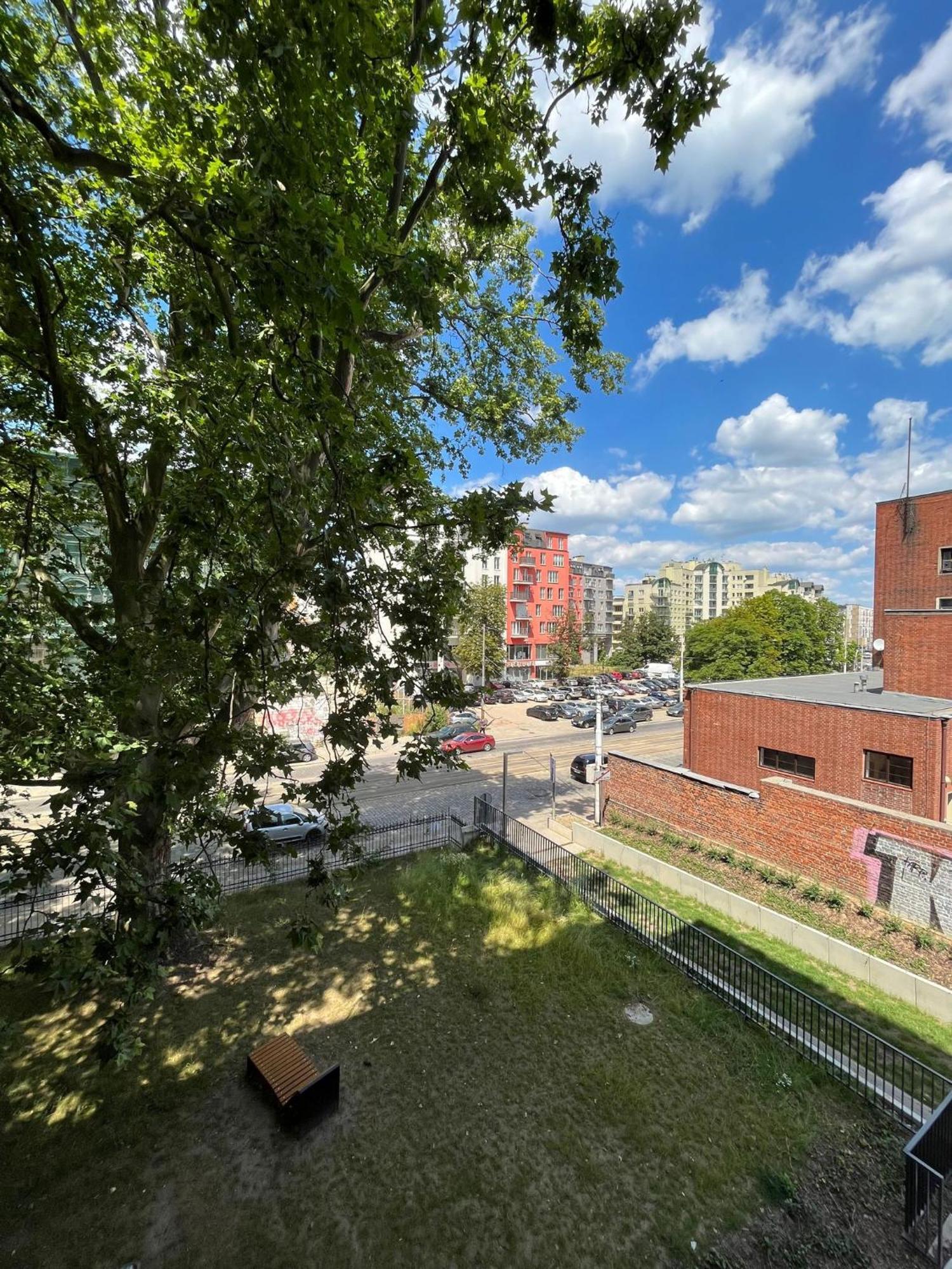 Komfort Z Balkonem W Centrum Wrocław Eksteriør billede