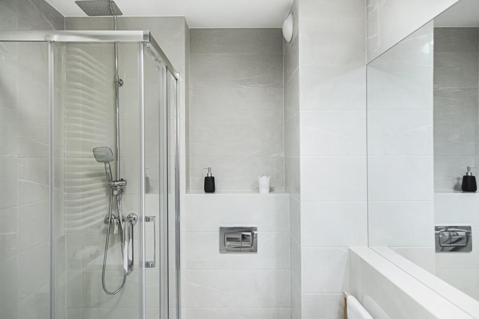 Komfort Z Balkonem W Centrum Wrocław Eksteriør billede