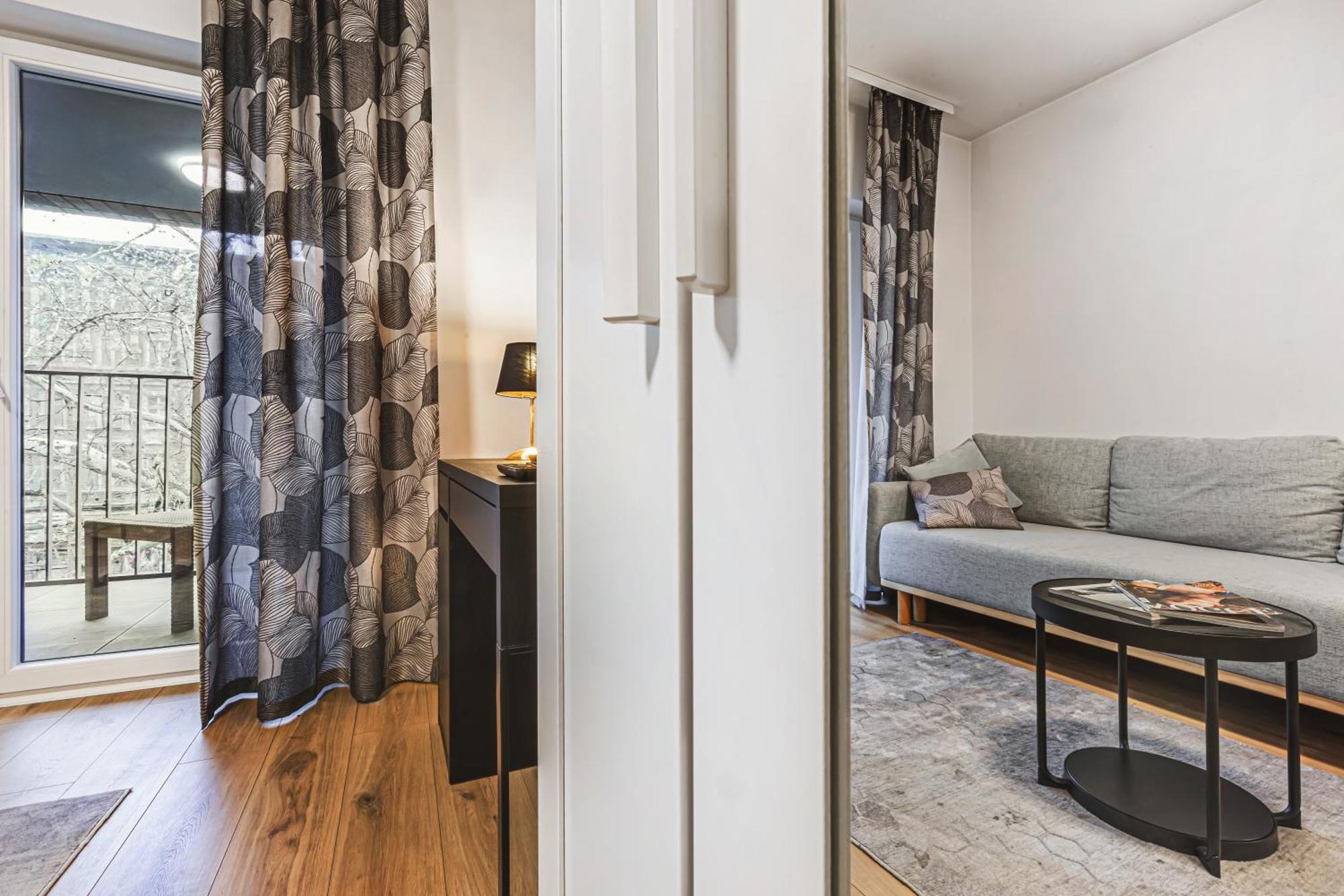 Komfort Z Balkonem W Centrum Wrocław Eksteriør billede